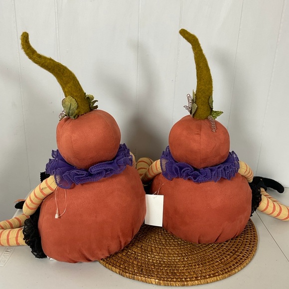 Large Halloween Fall Pumpkin Shelf Sitter Holding A Black Cat Dangling Legs 19” - Picture 2 of 3